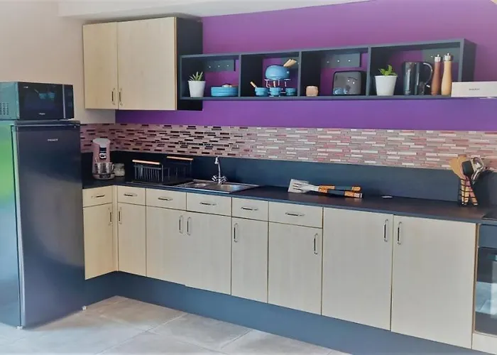 בקתה Gitelecalibou ארזי